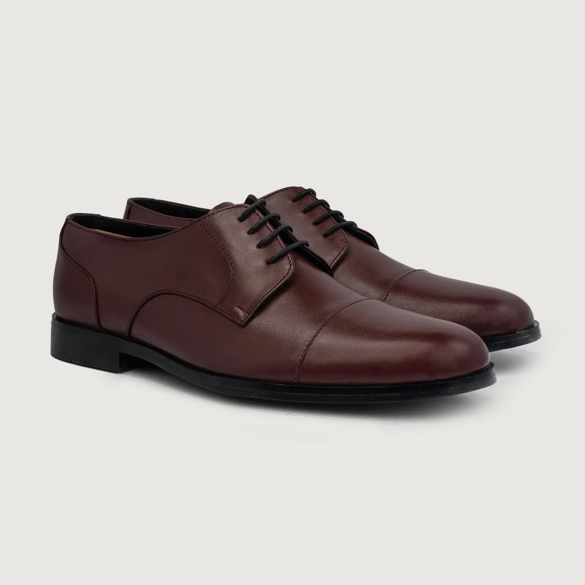 Attorney Derby Bordô Sapatos em couro para Homem For Men in Maroon Full-Grain Leather - Vista de perfil | Comprar online