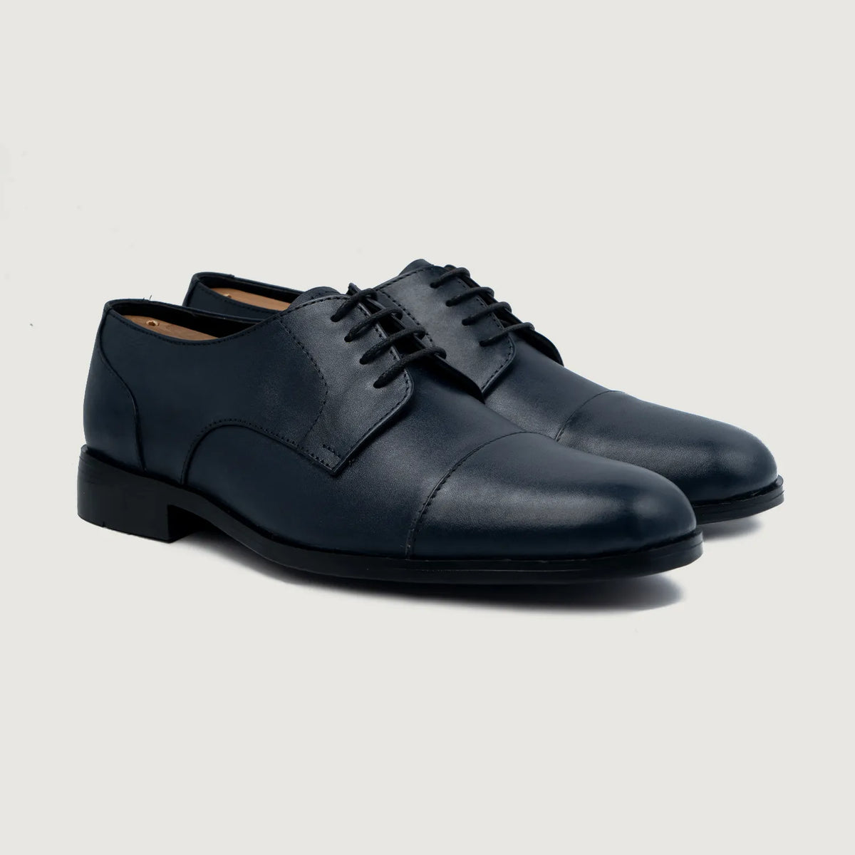 Attorney Derby Midnight Azul Sapatos em couro para Homem For Men in Midnight Blue Full-Grain Leather - Vista de perfil | Comprar online