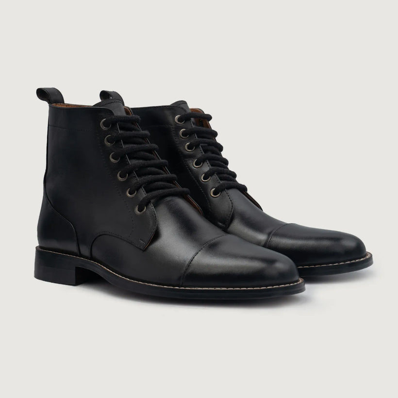 Knight Derby Preto Botas em couro para Homem
