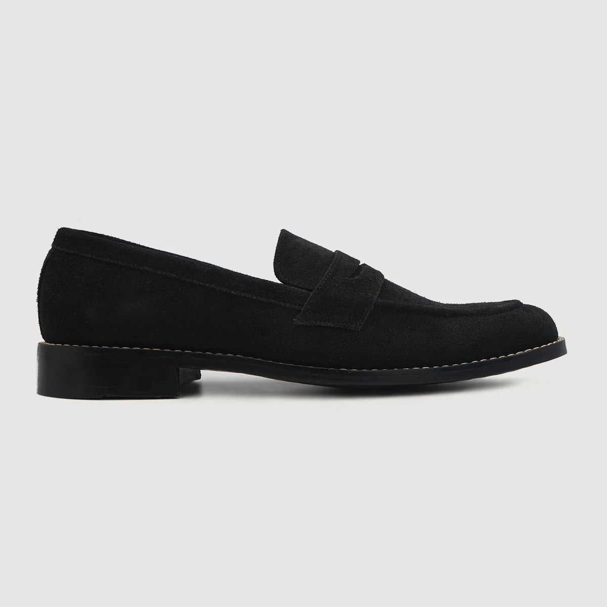 Black Goatskin Suede Leather Loafers - Construção de vira Goodyear e biqueira