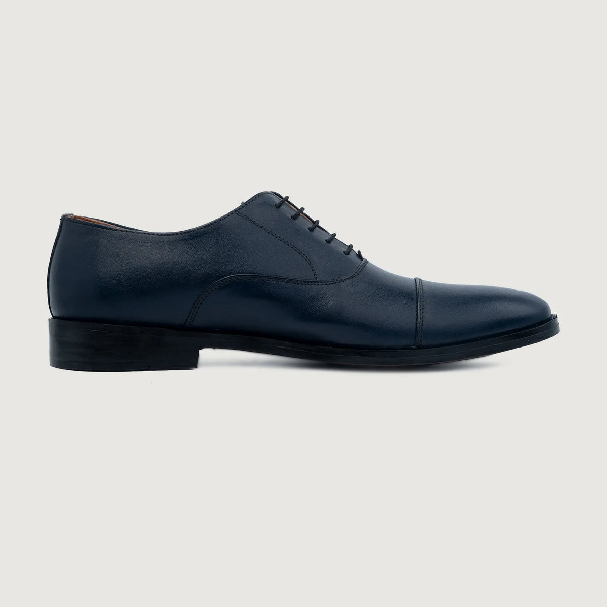 Midnight Blue Full-Grain leather Shoes - Construção de vira Goodyear e biqueira