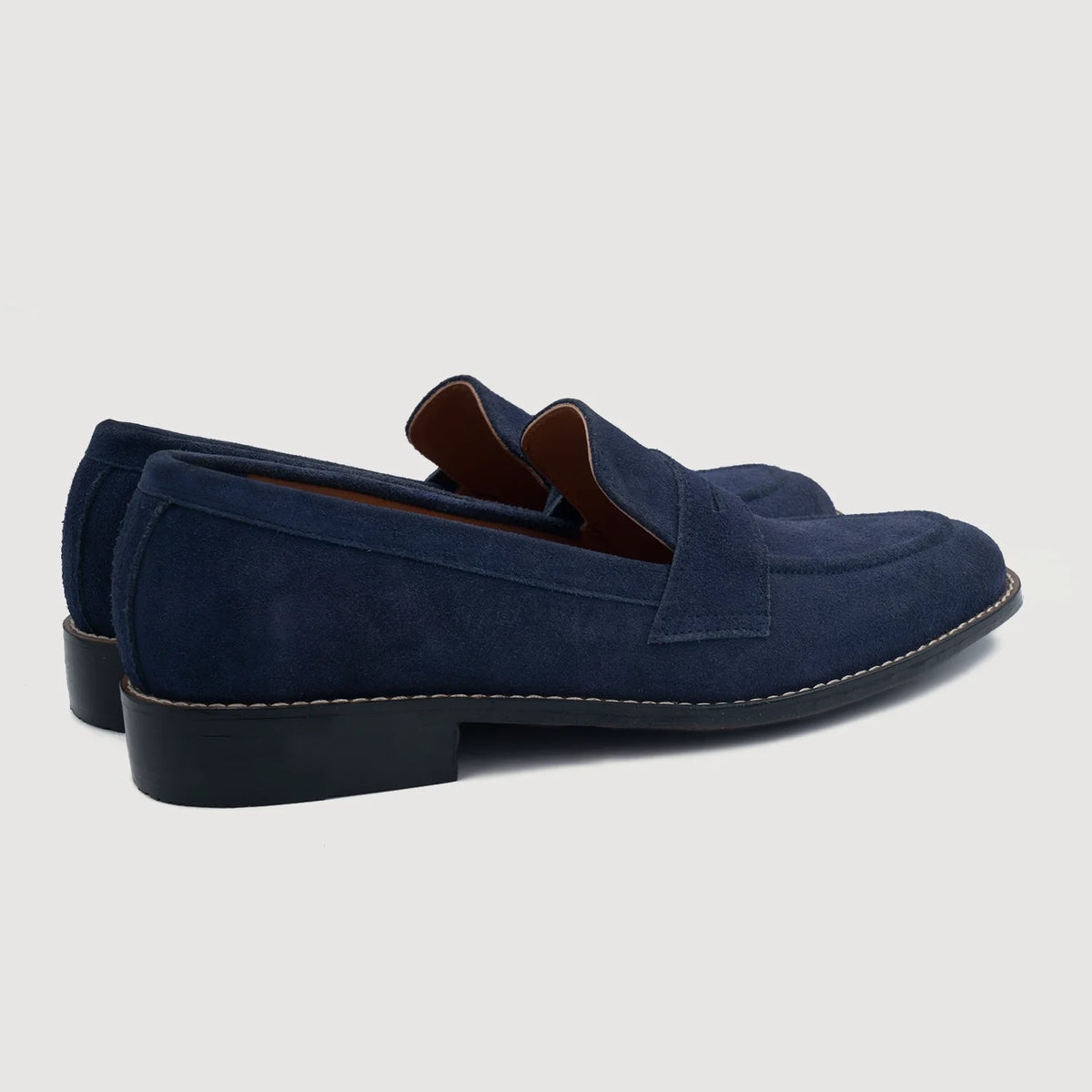 Baxton Azul Suede Mocassins em couro para Homem For Men - Contraforte reforçado e costuras duplas de precisão