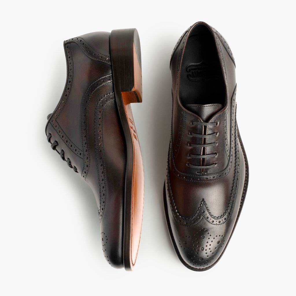 Aviator Chocolate Mocassins em couro para Homem - Vista lateral mostrando o corte ergonómico de mangas