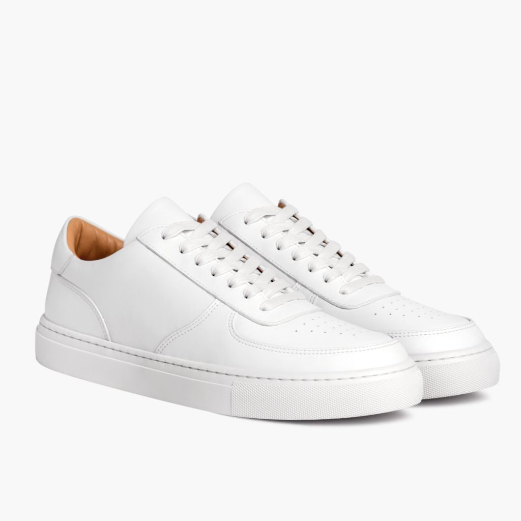 Court White Sapatilhas em pele para Homem in White Full-Grain Leather - Vista de perfil | Comprar online