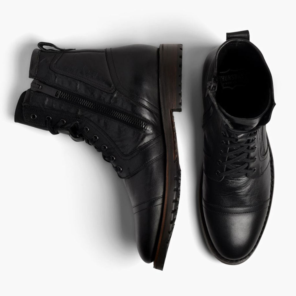 Vista detalhada of Classic Collar & Heavy-Duty Zipper Hardware on Casa Moto Preto Botas em couro para Homem