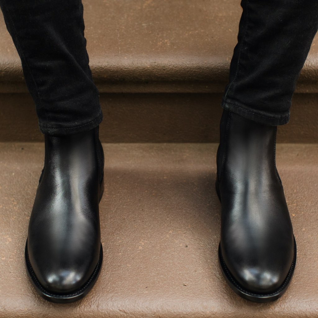 Cushioned Leather Insole & Ergonomic Arch Support Construction Detail