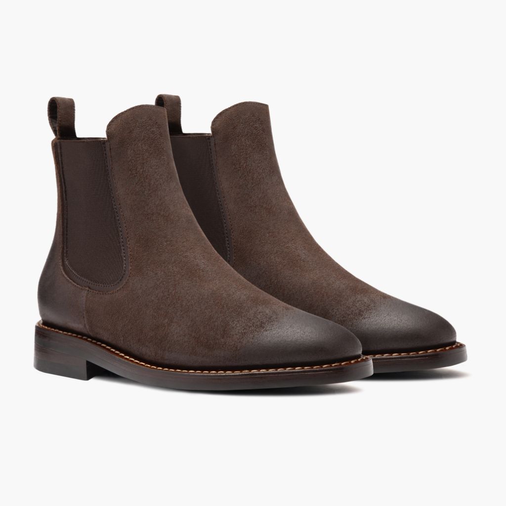 Duke Chocolate Suede Botas em couro para Homem in Chocolate Goatskin Suede - Vista de perfil | Comprar online