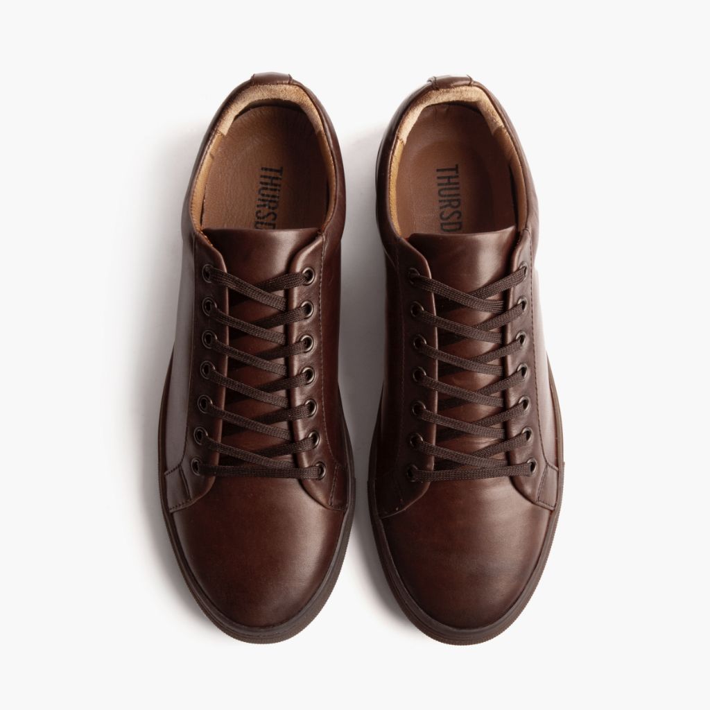 Premier Low Top Old English Sapatilhas em pele para Homem For Men - Contraforte reforçado e costuras duplas de precisão