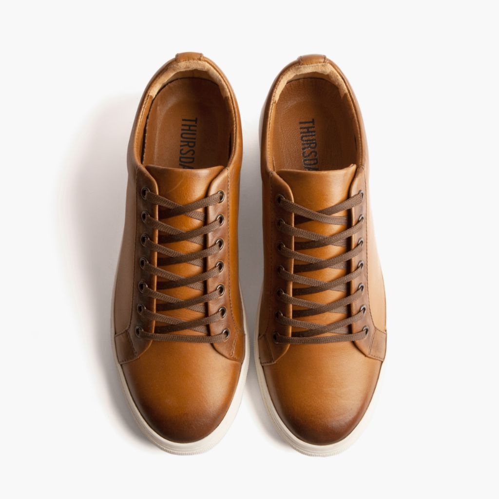 Premier Low Top Toffee Sapatilhas em pele para Homem For Men - Contraforte reforçado e costuras duplas de precisão