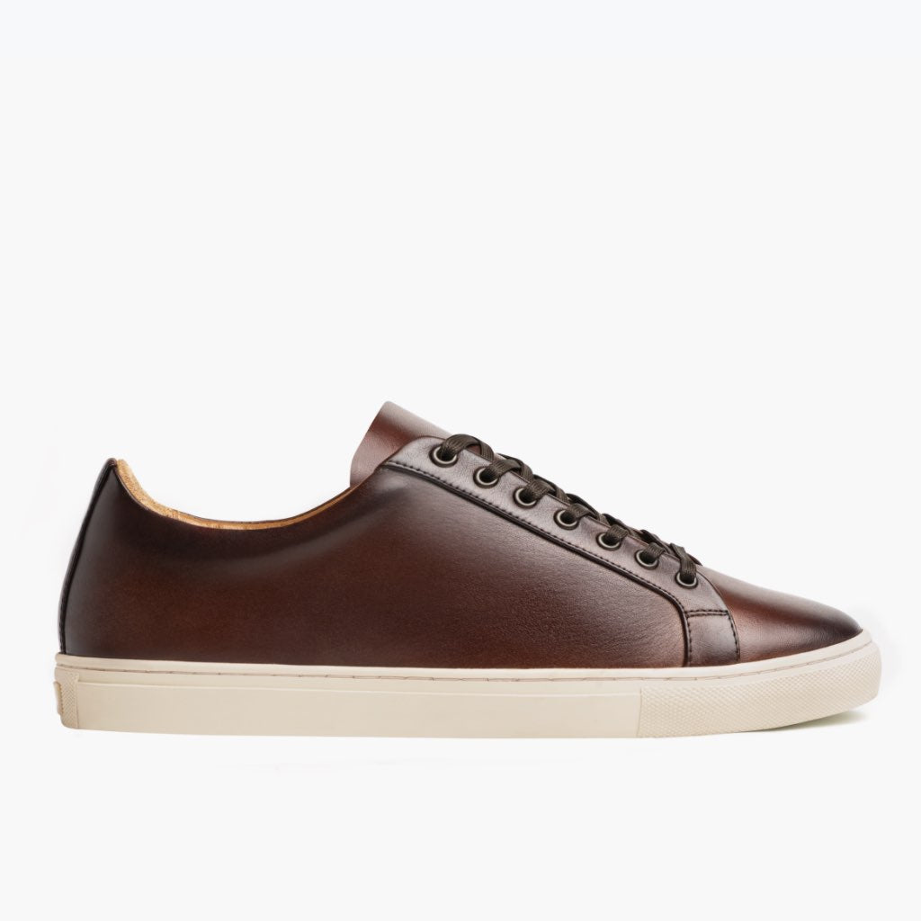 Classic Full-Grain leather Sneakers - Construção de vira Goodyear e biqueira