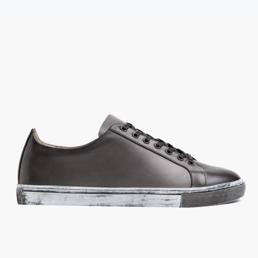 Grey Full-Grain leather Sneakers - Construção de vira Goodyear e biqueira