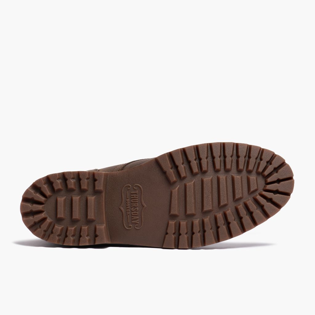 High-Traction Rubber Outsole & Lug Tread Pattern on President StormKing® Desert Castanho Botas em couro para Homem For Men