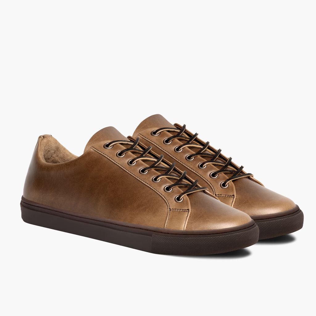 Premier Low Top Natural Sapatilhas em pele para Homem For Men in Classic Full-Grain Leather - Vista de perfil | Comprar online