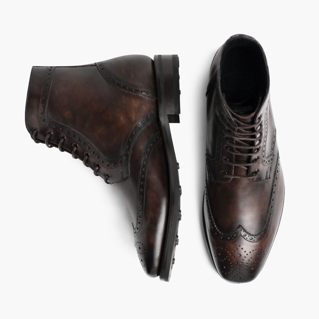 Wingtip Dark Oak Botas em couro para Homem For Men - Contraforte reforçado e costuras duplas de precisão