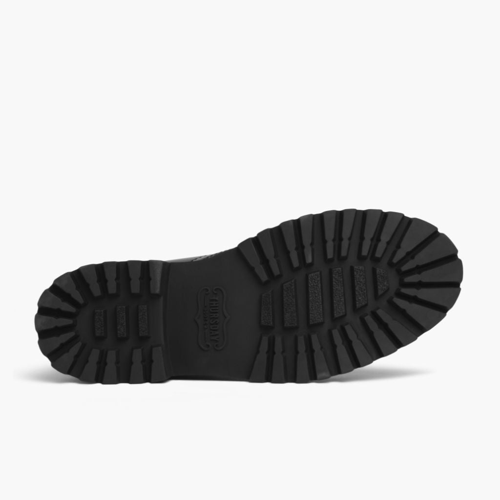 High-Traction Rubber Outsole & Lug Tread Pattern on Captain Preto (StormKing®) Botas em couro para Mulher