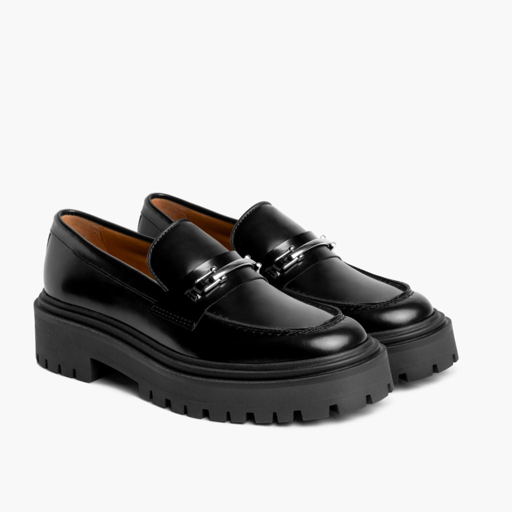 Penny Platform Preto & Silver Mocassins em couro para Mulher em couro bovino preto legítimo - Vista de perfil | Comprar online