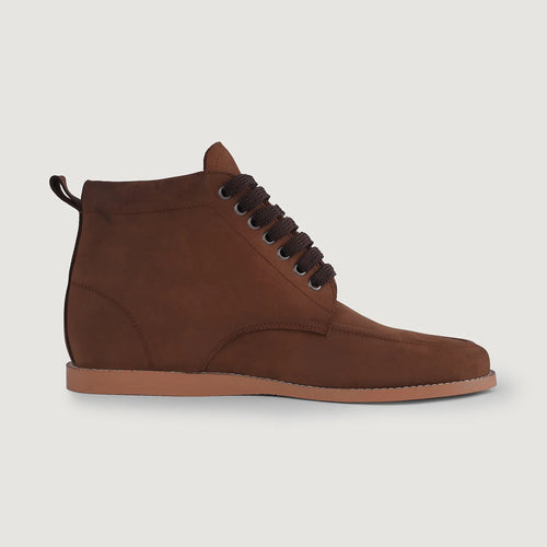 Brown Full-Grain leather Boots - Goodyear Welt Construction & Front Toe Box Detail