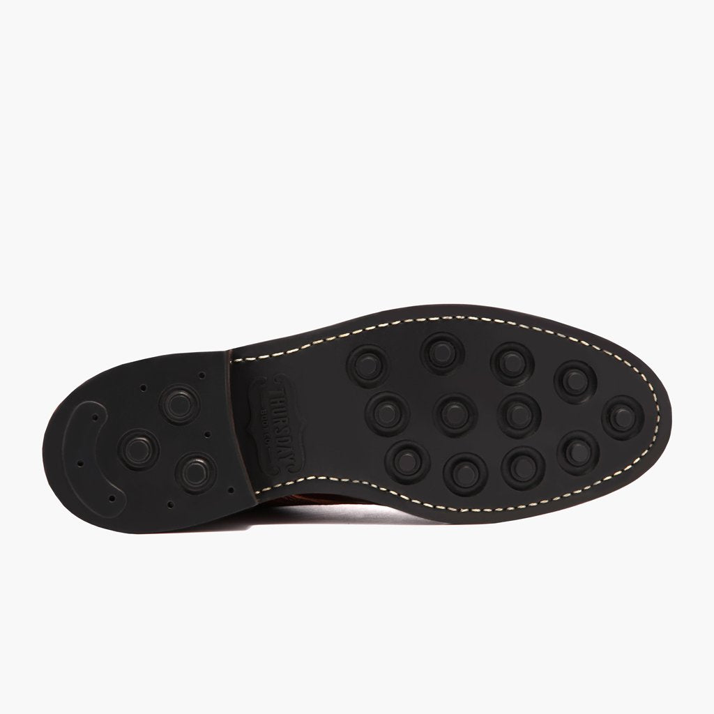 High-Traction Rubber Outsole & Lug Tread Pattern on Vanguard French Roast Botas em couro para Homem For Men