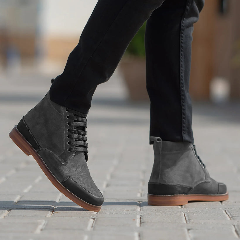 Carnell Moc Toe Grey Suede Boots para Homem