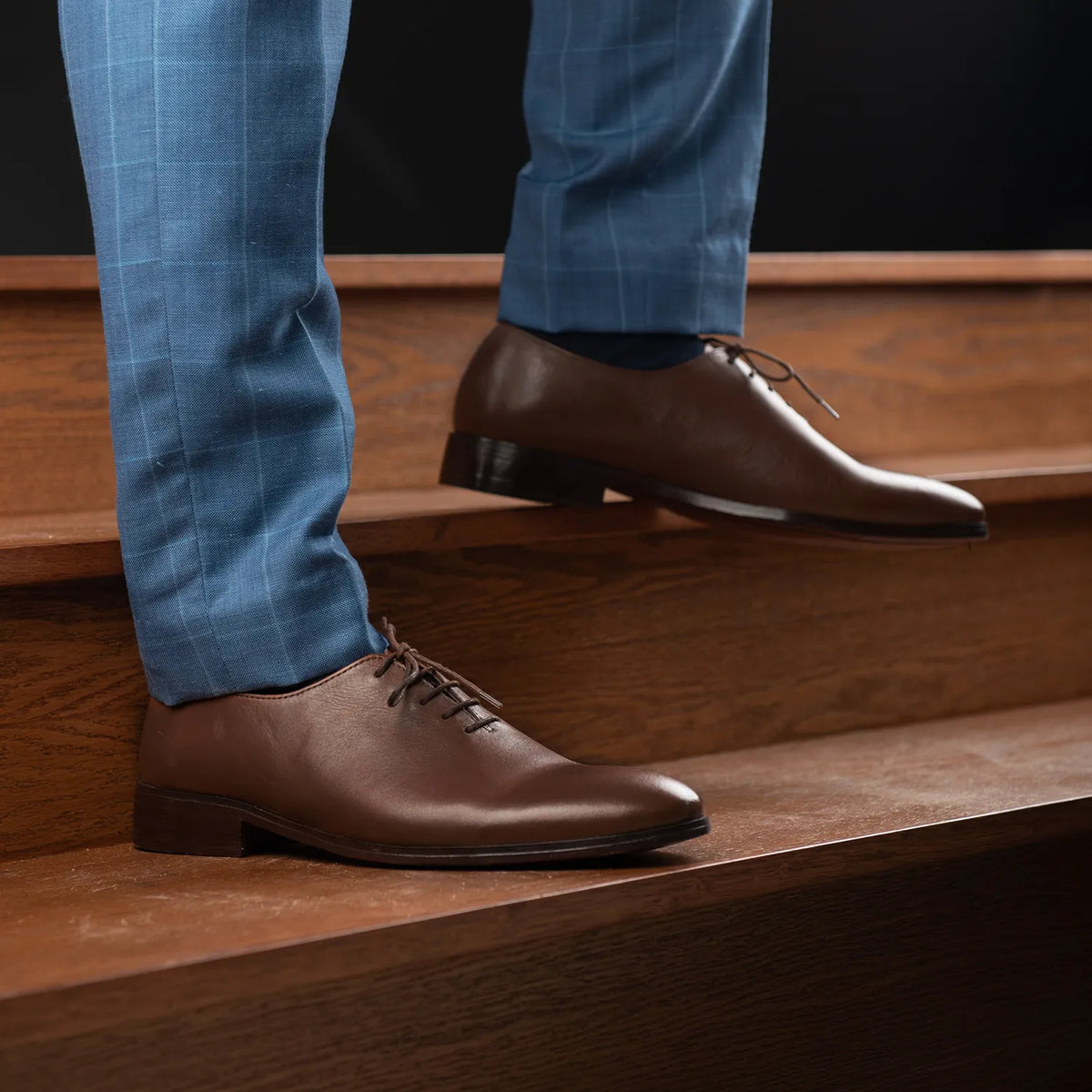 Orlaven Director Wholecut Castanho Sapatos em couro para Homem footwear image 10