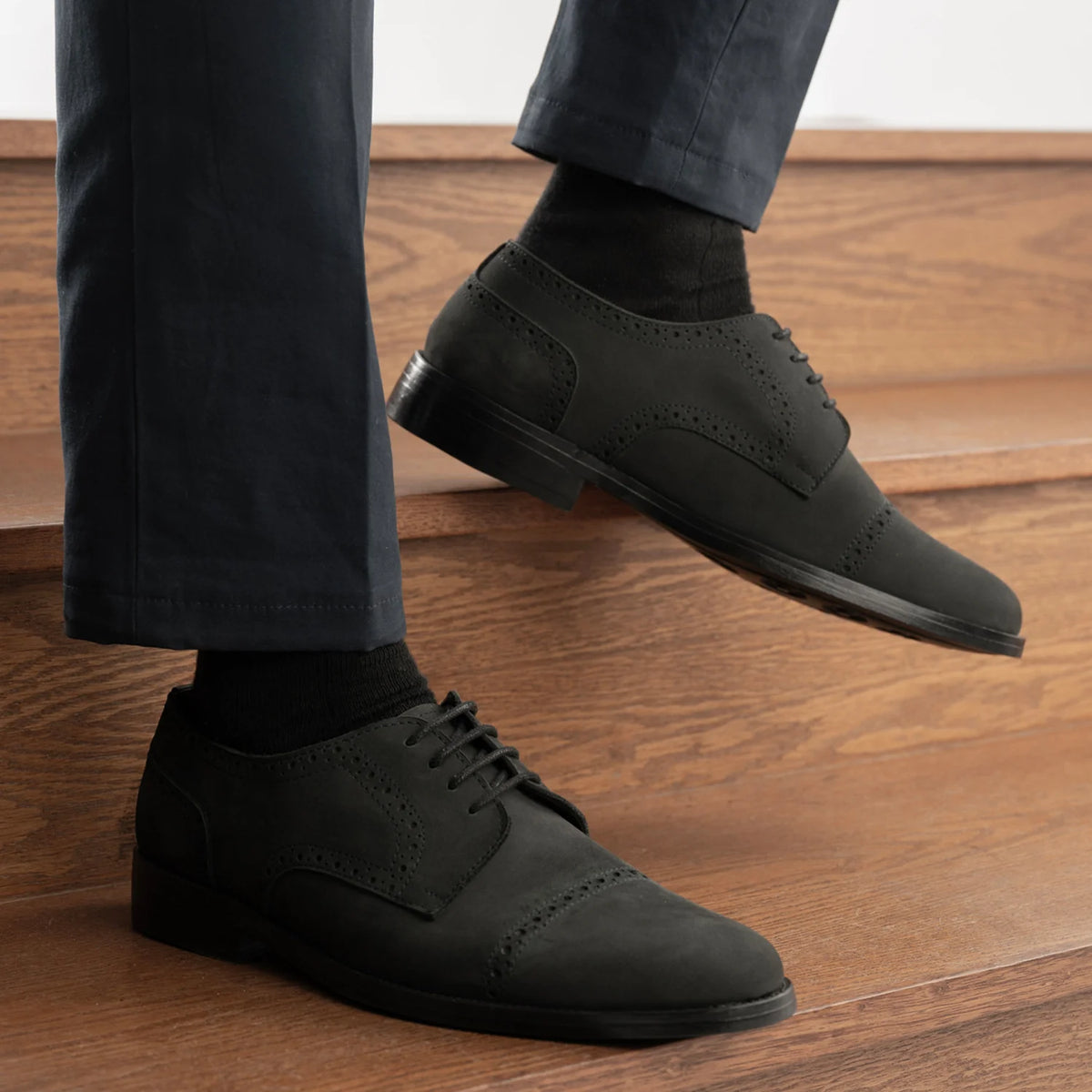 Orlaven Dirk Brogues Derby Matte Preto Nubuck Sapatos em couro - StudGuard para Homem footwear image 9