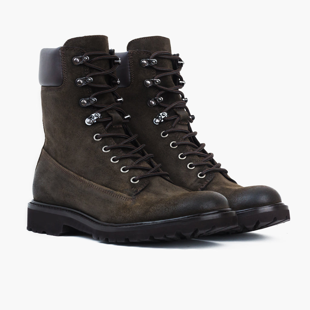 Explorer Dark Olive Suede Botas em couro para Homem in Olive Goatskin Suede - Vista de perfil | Comprar online