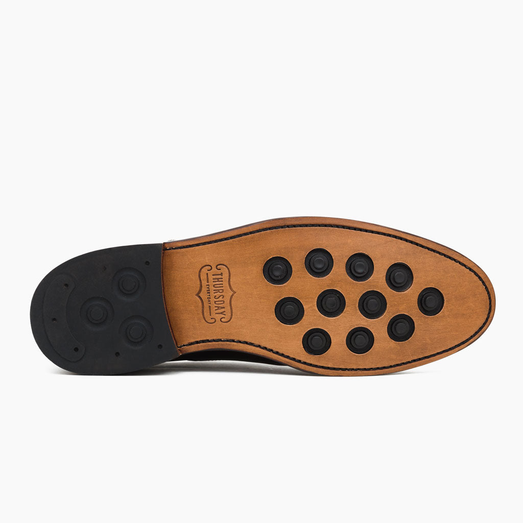 High-Traction Rubber Outsole & Lug Tread Pattern on Cavalier Preto Botas em couro para Homem