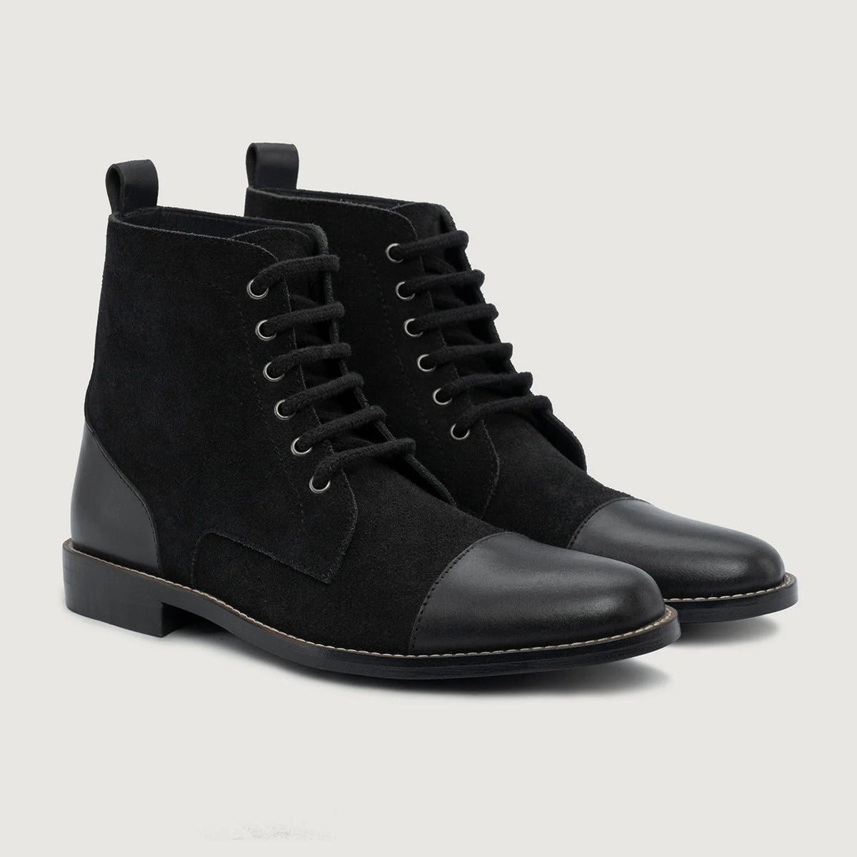 Knight Derby Hybrid Preto Botas em couro - StudGuard para Homem em couro bovino preto legítimo - Vista de perfil | Comprar online