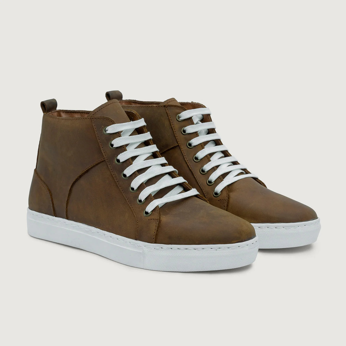 Marty High Top Burnt Copper Pullup Sapatilhas em pele para Homem For Men in Burnt Copper Full-Grain Leather - Vista de perfil | Comprar online