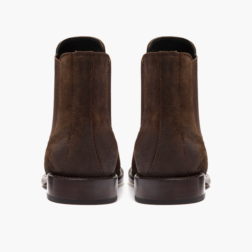 High-Traction Rubber Outsole & Lug Tread Pattern on Cavalier Dark Castanho Botas em couro para Homem
