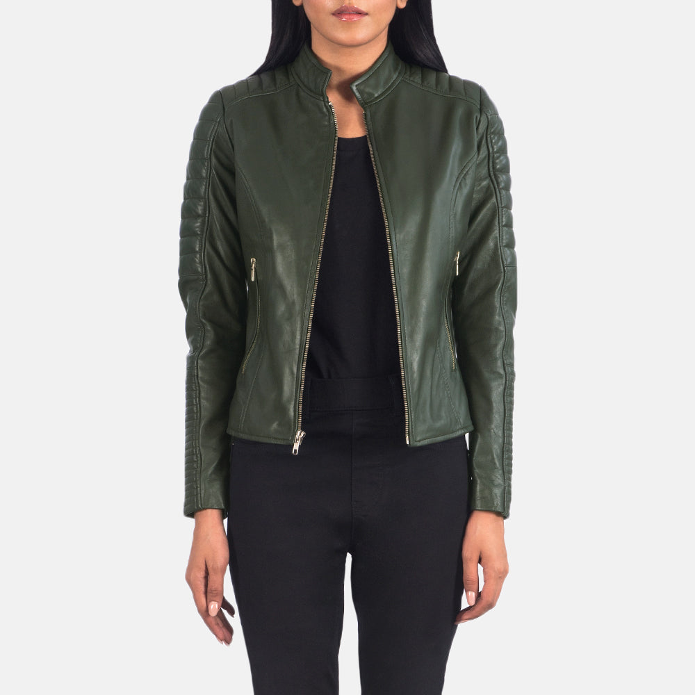 
Adalyn Acolchoado Verde Jaqueta Biker de Couro para Mulher in Green Sheepskin Leather - Vista frontal e silhueta ajustada | Comprar online