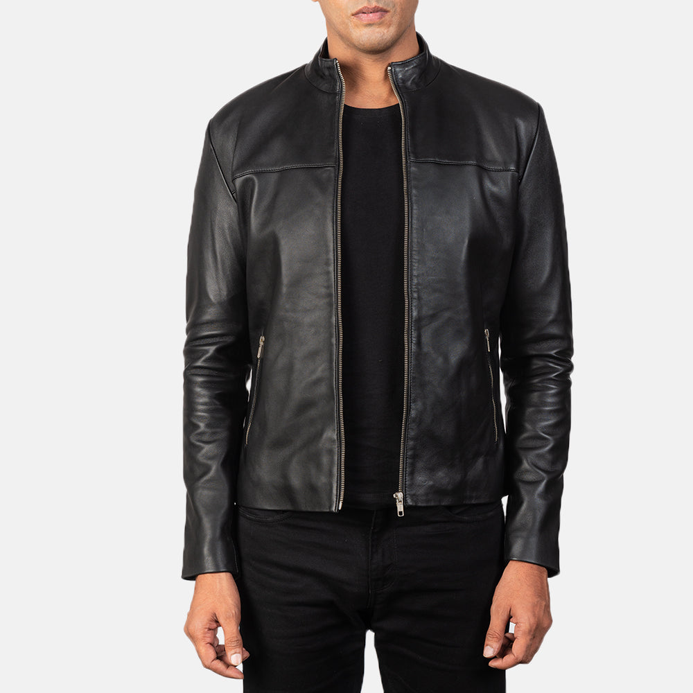 Men's Adornica Preto Blusão Biker de Couro para Homem in Black Sheepskin Leather - Front Profile View &amp; Tailored Silhouette | Buy Online