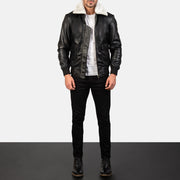 
Airin G-1 Black & White Leather Bomber Jacket - Vista lateral mostrando o corte ergonómico de mangas