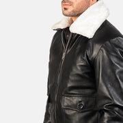 
Vista interior Showing Quilted Viscose Lining & Dois bolsos interiores funcionais