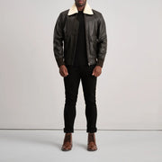 
Airin G-1 Castanho & Cream Jaqueta Bomber de Couro para Homem - Vista lateral mostrando o corte ergonómico de mangas