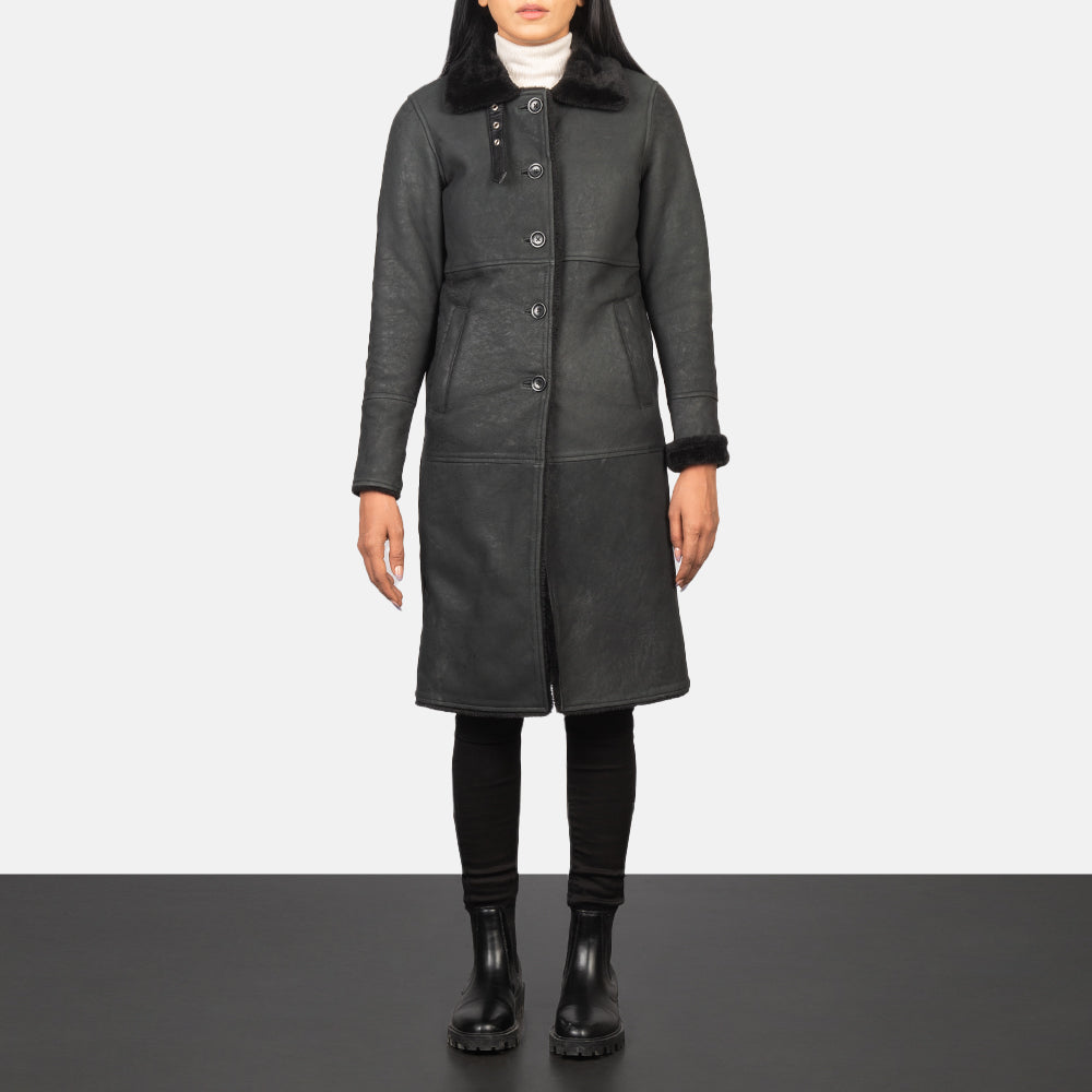 Women's Alina Shearling Preto Casaco de Couro para Mulher in Distressed Black Sheepskin Leather - Front Profile View &amp; Tailored Silhouette | Buy Online