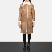 Women's Alina Shearling Castanho Casaco de Couro para Mulher - Lateral Side Profile View Showing Sleeve Cut &amp; Athletic Taper Fit