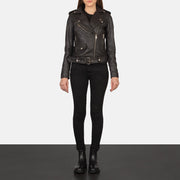 Women's Alison Castanho Blusão Biker de Couro para Mulher - Lateral Side Profile View Showing Sleeve Cut &amp; Athletic Taper Fit