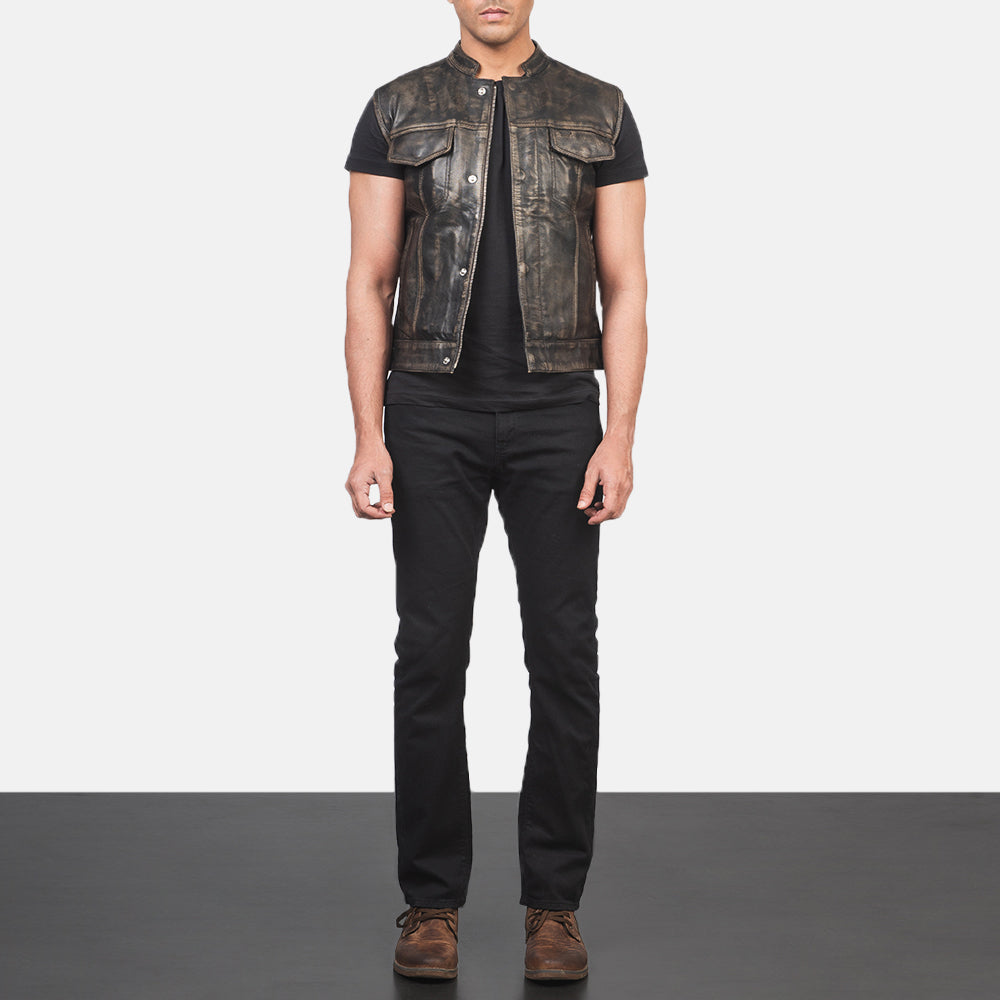 
Atlas Moto Distressed Castanho Colete em Couro para Homem - Vista lateral mostrando o corte ergonómico de mangas