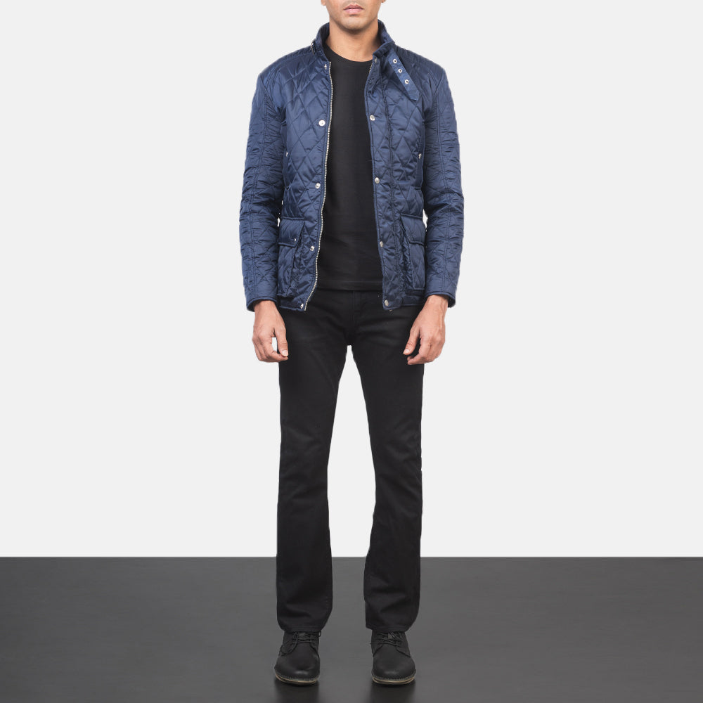 Close-Up Detail of Belted Band &amp; Button Hardware on Men's Barry Acolchoado Azul Windbreaker Blusão de Couro para Homem