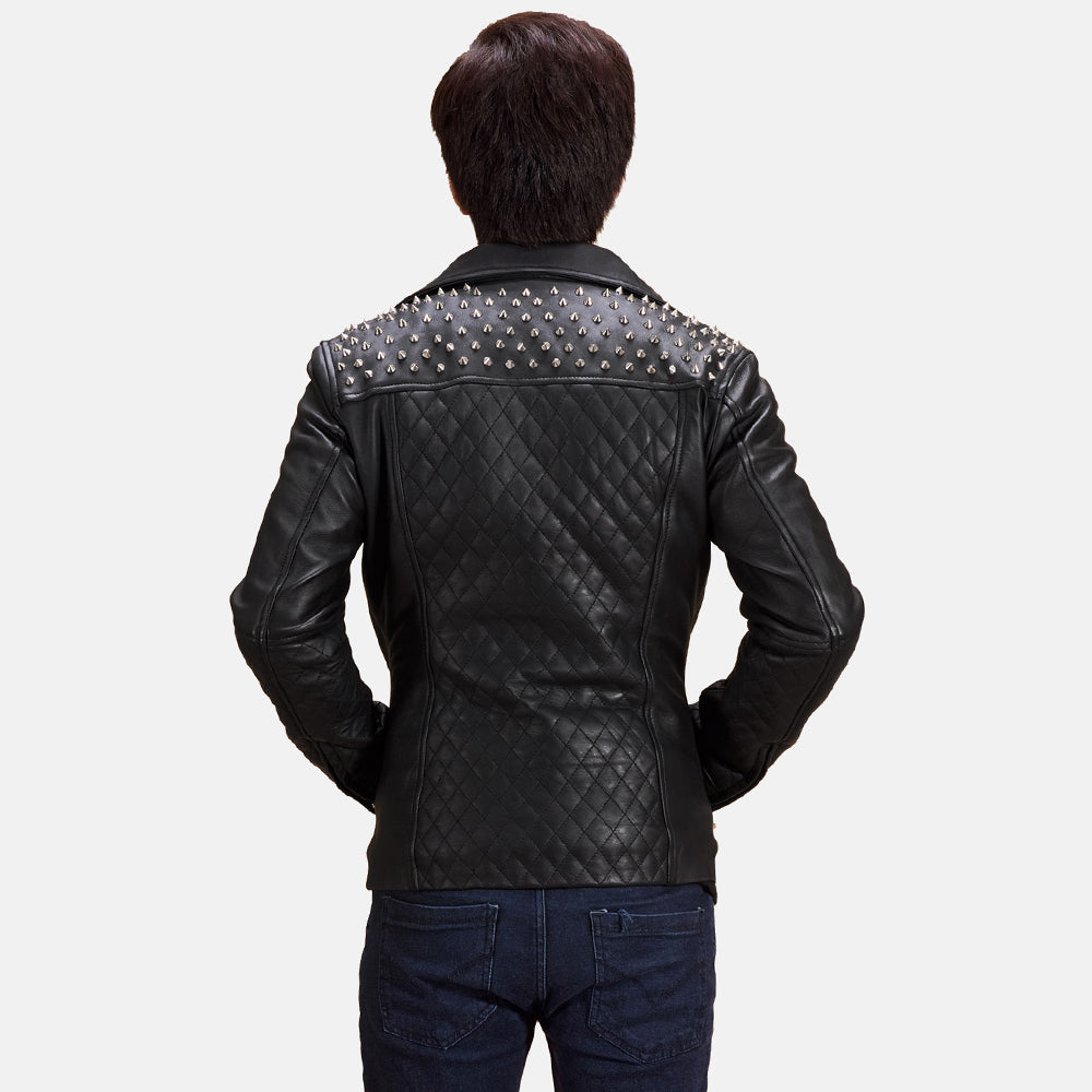 Close-Up Detail of Notch &amp; Zipper Hardware on Men's Preto Studded Blusão Biker de Couro para Homem