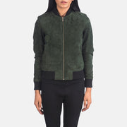 Close-Up Detail of Varsity - Rib Knit &amp; Zipper with Wind Flap Hardware on Women's Bliss Verde Suede Blusão Bomber de Couro para Mulher