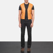 Men's Brandon Castanho Claro Castanho Colete de Couro para Homem - Lateral Side Profile View Showing Sleeve Cut &amp; Athletic Taper Fit