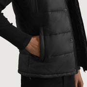 
Vista interior Showing Quilted Viscose Lining & Dois bolsos interiores funcionais