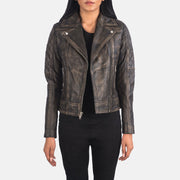 
Carolyn Quilted Distressed Brown Biker Jacket in Distressed Brown Goatskin Leather - Vista frontal e silhueta ajustada | Comprar online