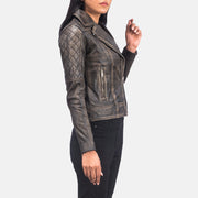 
Vista interior Showing Quilted Polyester Lining & Dois bolsos interiores funcionais