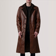
Charlton Waxed Castanho Leather Single Breasted Casaco em Couro para Homem For Men in Distressed Brown Sheepskin Burnished - Vista frontal e silhueta ajustada | Comprar online