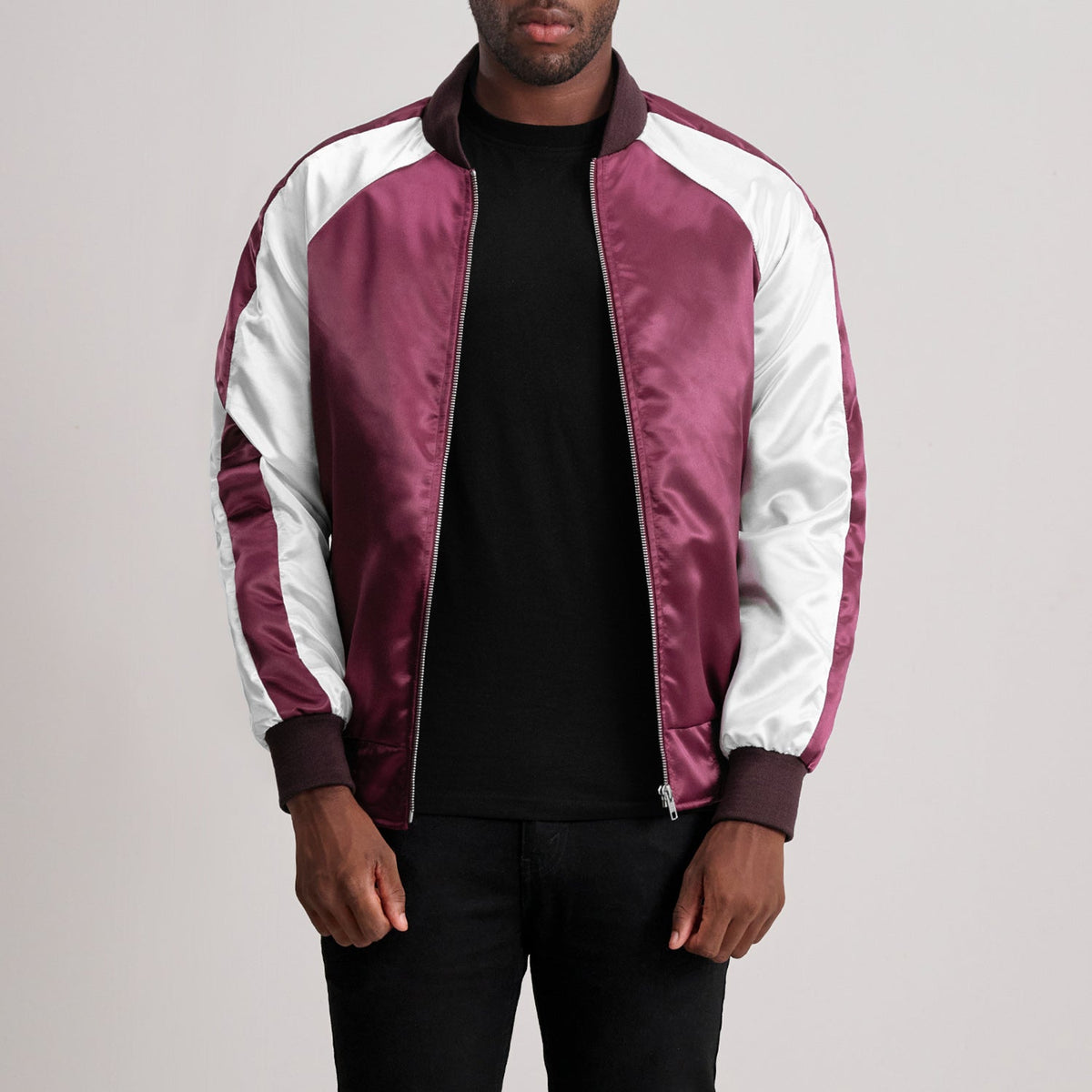 
Clarke Bordô Varsity Jaqueta de Couro para Homem - Vista lateral mostrando o corte ergonómico de mangas