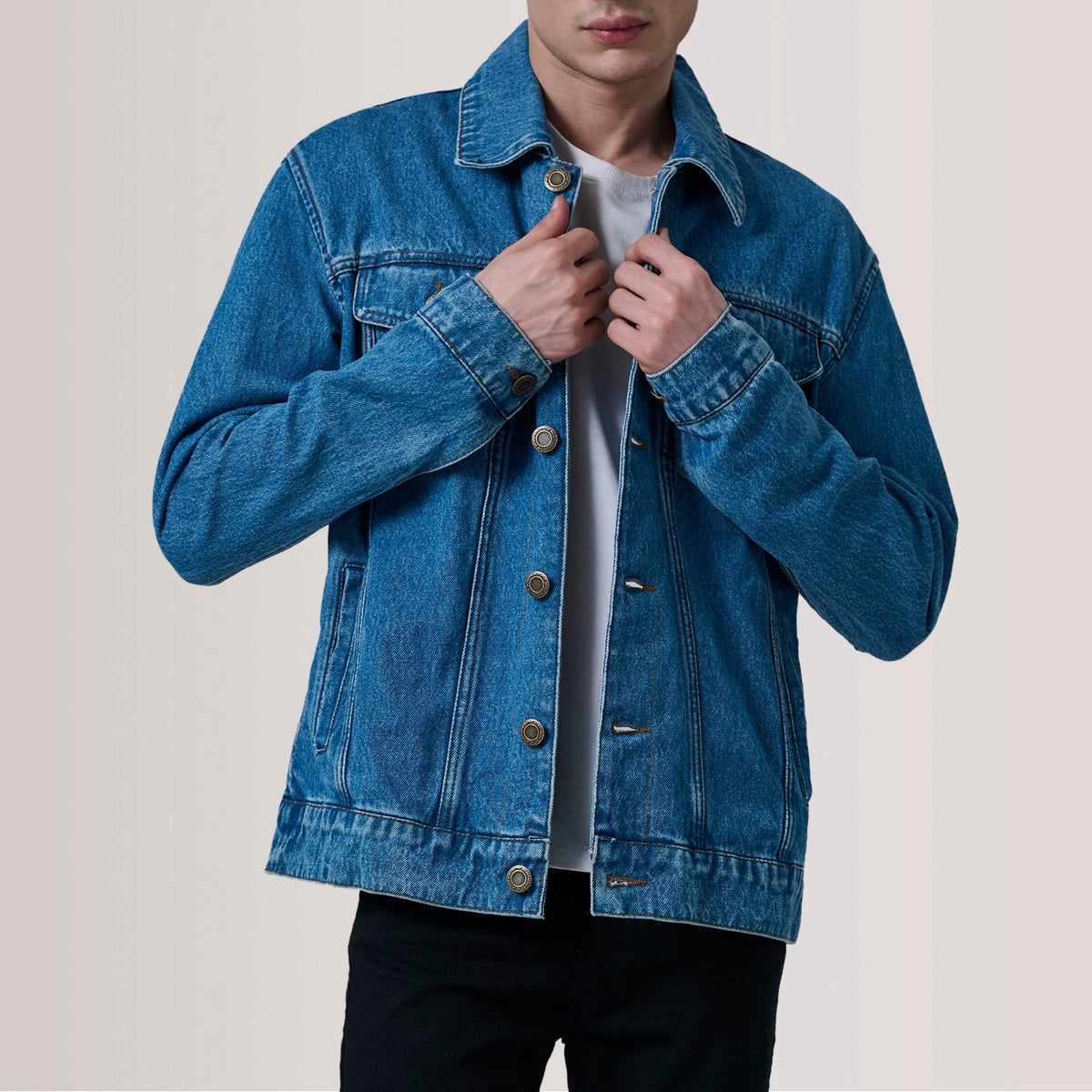 Conard Azul Denim Trucker Blusão de Couro para Homem For Men in Blue Full-Grain Leather - Front Profile View &amp; Tailored Silhouette | Buy Online
