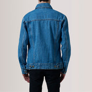 Close-Up Detail of Classic Collar &amp; Heavy-Duty Zipper Hardware on Conard Azul Denim Trucker Blusão de Couro para Homem For Men